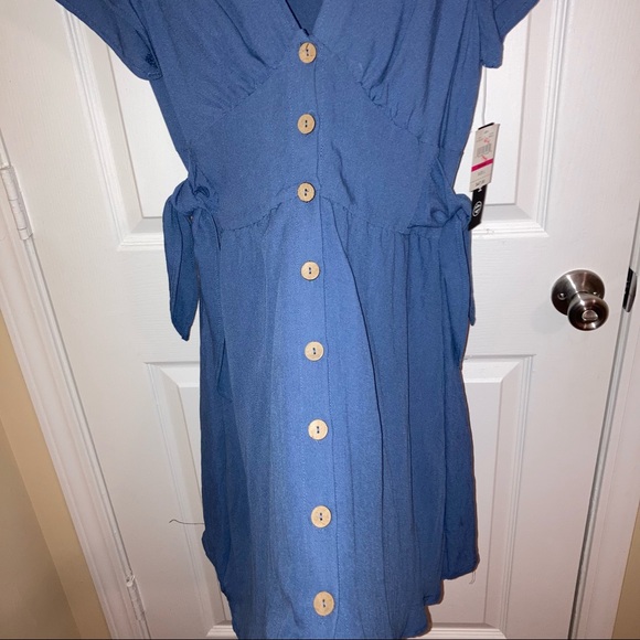 Sundress - Picture 2 of 3